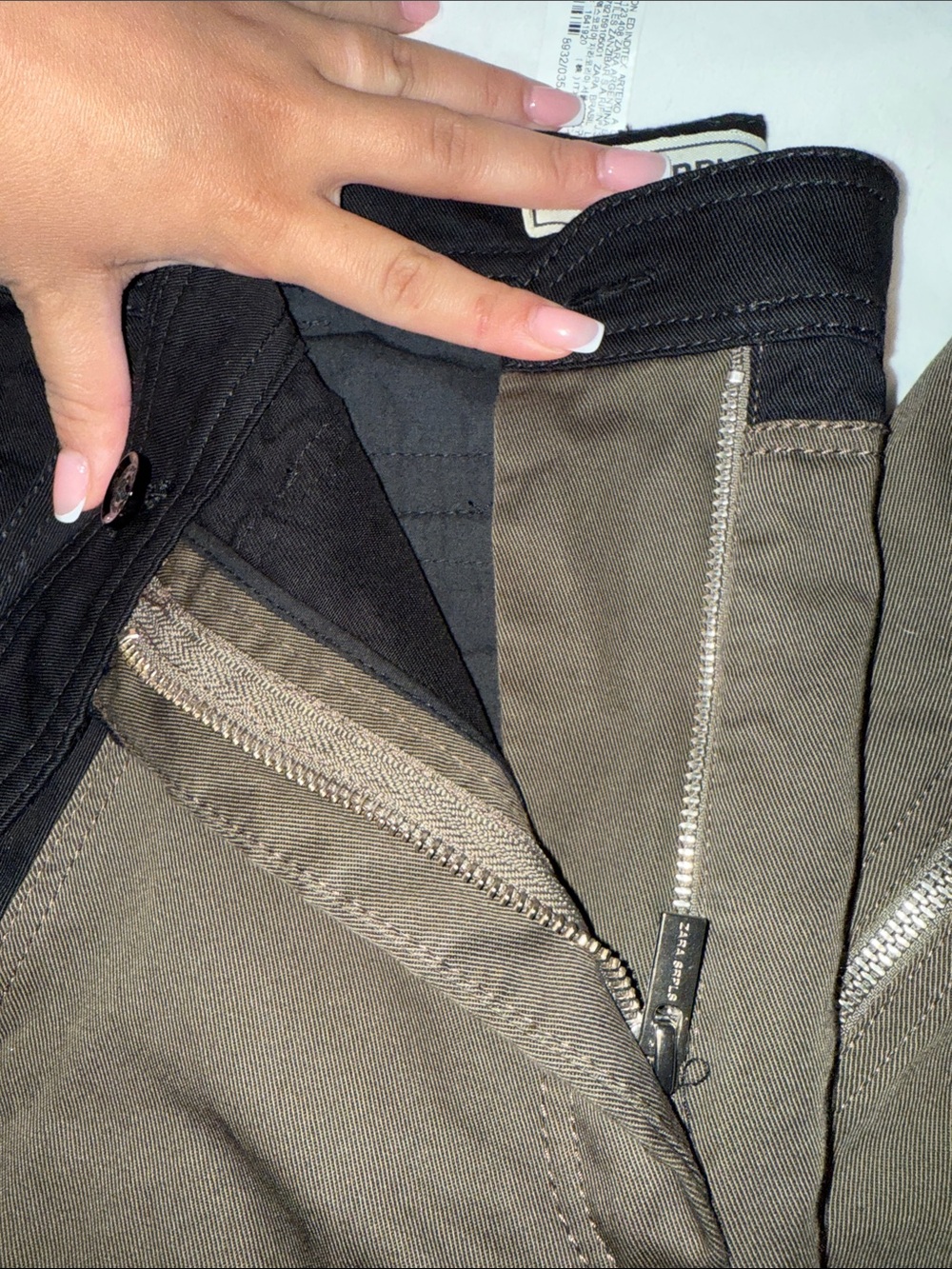 Womens Two-Tone denim Pants - Black & Olive - Picture 8 of 9
